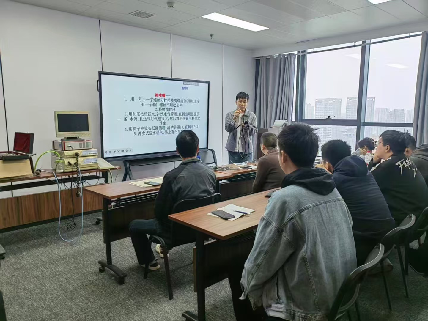 技术培训设备图